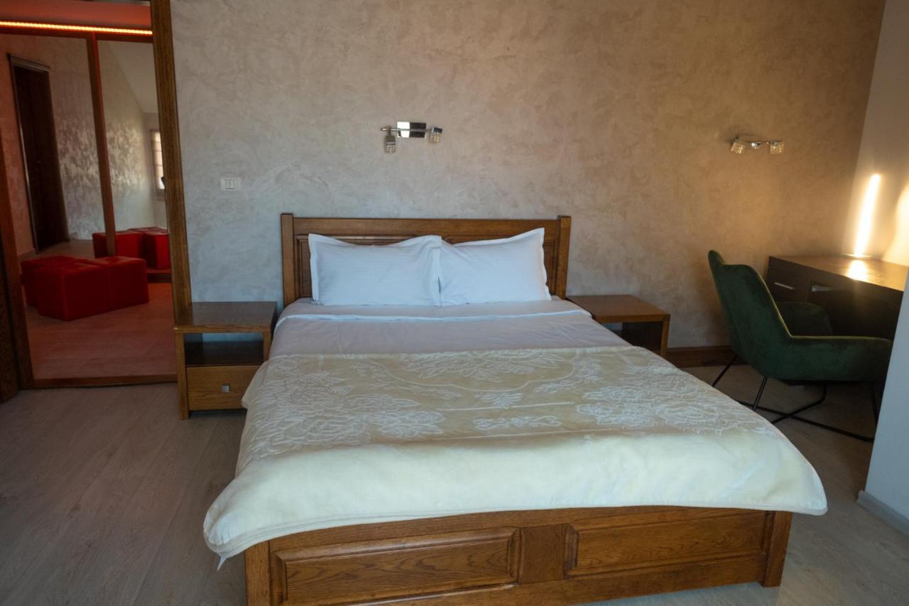 Casa Amaya Bacău Esterno foto